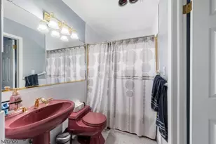 78 Roosevelt Ave, Woodbridge Township, NJ 07067 - Photo 11