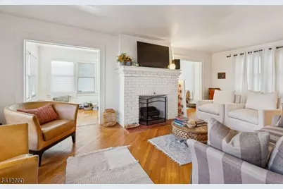 1 Midland Pl, Newark, NJ 07106 - Photo 3