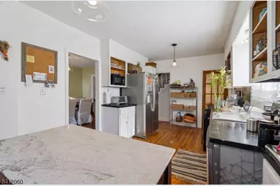 1 Midland Pl, Newark, NJ 07106 - Photo 15