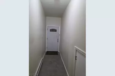 82 Ampere Pkwy, East Orange, NJ 07017 - Photo 21