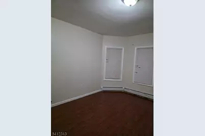 82 Ampere Pkwy, East Orange, NJ 07017 - Photo 17