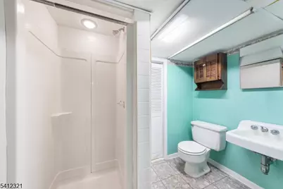 26 Edward Ct, Clifton, NJ 07011 - Photo 19