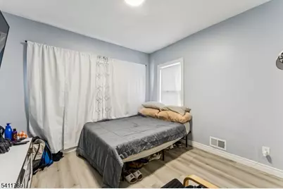 291 E 12th Ave, Roselle, NJ 07203 - Photo 7