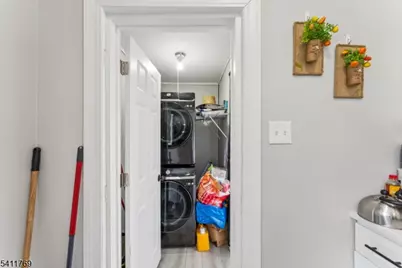 291 E 12th Ave, Roselle, NJ 07203 - Photo 11