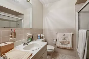 44 Joseph St, Clark Township, NJ 07066 - Photo 9