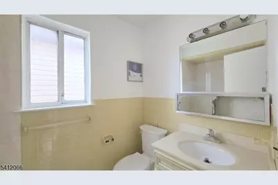 619 Sussex St, Harrison, NJ 07029 - Photo 13