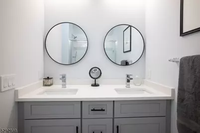 660 Bloomfield Ave #403, Bloomfield, NJ 07003 - Photo 15