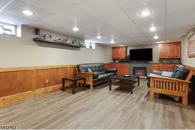 664 Summit Ave, Kenilworth, NJ 07033 - Photo 23