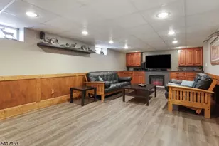 664 Summit Ave, Kenilworth, NJ 07033 - Photo 23