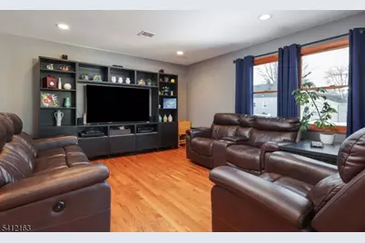 664 Summit Ave, Kenilworth, NJ 07033 - Photo 13