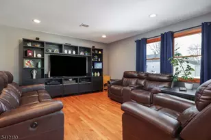 664 Summit Ave, Kenilworth, NJ 07033 - Photo 13