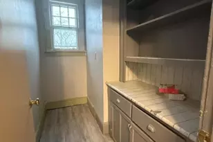 18 Hussa St, Linden, NJ 07036 - Photo 9