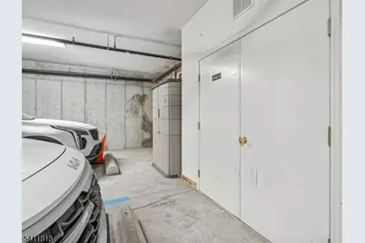 1010 Holly Ln, Cedar Grove, NJ 07009 - Photo 27