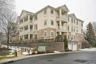 1010 Holly Ln, Cedar Grove, NJ 07009 - Photo 29