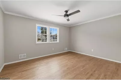 526 Ridgedale Ave, East Hanover Township, NJ 07936 - Photo 13