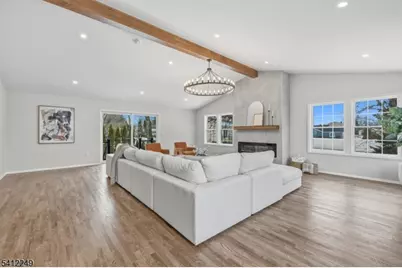 526 Ridgedale Ave, East Hanover Township, NJ 07936 - Photo 3