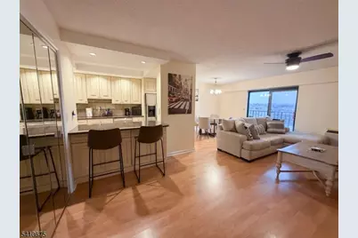 10 N Wood Ave #717, Linden, NJ 07036 - Photo 1