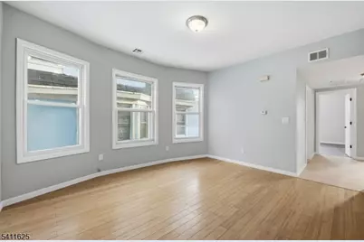 38 Mapes Ave, Newark, NJ 07112 - Photo 9