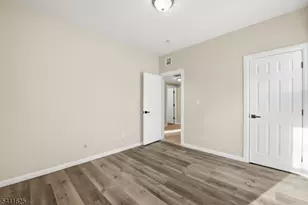 38 Mapes Ave, Newark, NJ 07112 - Photo 11