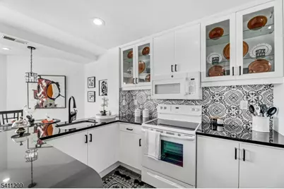 600 Harbor Blvd #926, Weehawken Twp., NJ 07086 - Photo 11