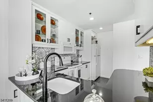 600 Harbor Blvd, Weehawken Twp., NJ 07086 - Photo 13