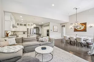 11 Concord Ct, Warren Township, NJ 07059 - Photo 9