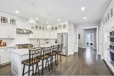 11 Concord Ct, Warren Township, NJ 07059 - Photo 15