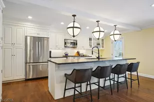 61 Oakwood Dr, New Providence, NJ 07974 - Photo 11