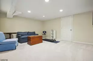 61 Oakwood Dr, New Providence, NJ 07974 - Photo 29