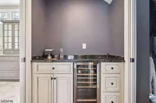 61 Oakwood Dr, New Providence, NJ 07974 - Photo 27