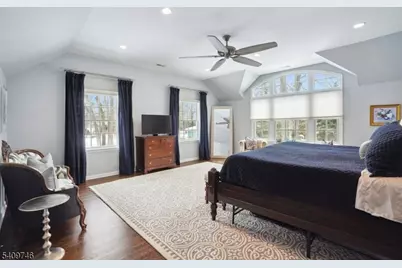 61 Oakwood Dr, New Providence, NJ 07974 - Photo 25