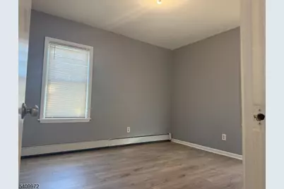 14 Marion Ave, Newark, NJ 07106 - Photo 9