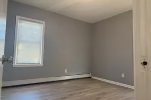 14 Marion Ave, Newark, NJ 07106 - Photo 9