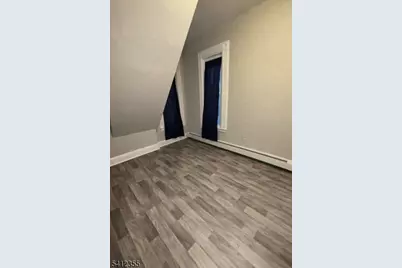 942 E 19th St, Paterson, NJ 07501 - Photo 13