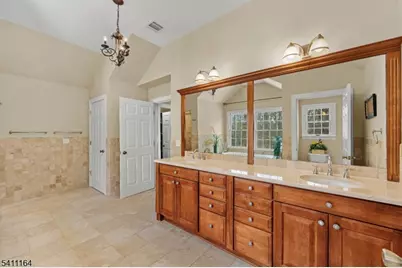 32 Four Bridges Rd, Chester, NJ 07930 - Photo 27