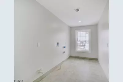 735 Vernon Ave, Kenilworth, NJ 07033 - Photo 17