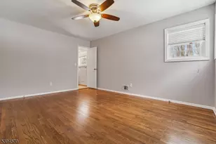 303 Chaucer Dr, Berkeley Heights Township, NJ 07922 - Photo 17