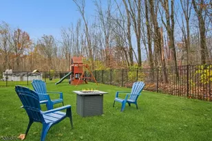 303 Chaucer Dr, Berkeley Heights Township, NJ 07922 - Photo 31