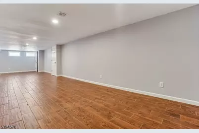 303 Chaucer Dr, Berkeley Heights Township, NJ 07922 - Photo 25