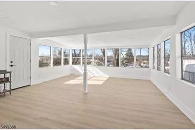 37 Albert Dr, Sayreville, NJ 08859 - Photo 9