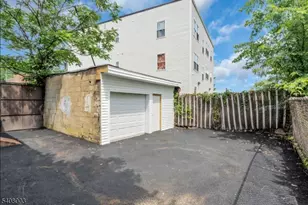 568 Grove St, Irvington, NJ 07111 - Photo 5