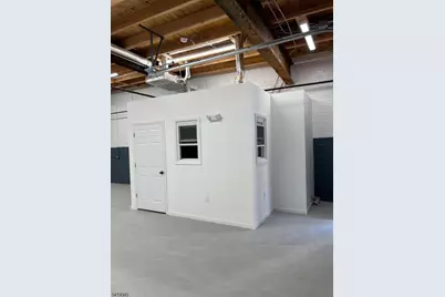 67 Woodside Pl, Newark, NJ 07104 - Photo 3