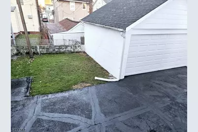 147 N 15th St, Bloomfield, NJ 07003 - Photo 23