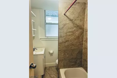 262 S Burnett St #2, East Orange, NJ 07018 - Photo 9