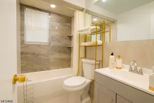 11 Pilgrim Ct, Bloomfield, NJ 07003 - Photo 5