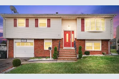 32 Sunset Dr, Woodbridge Township, NJ 07064 - Photo 1