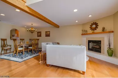 675 Raritan Rd #12, Clark Township, NJ 07066 - Photo 13