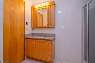 675 Raritan Rd #12, Clark Township, NJ 07066 - Photo 21