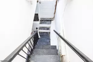 50 Westervelt Ave, Hawthorne, NJ 07506 - Photo 15