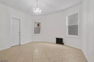 315 E 18th St, Paterson, NJ 07524 - Photo 5